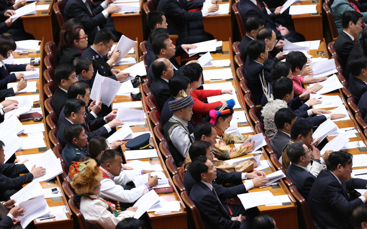 11月8日，中國共產黨第十八次全國代表大會在北京人民大會堂隆重開幕。 這是大會會場。新華社記者 劉衛兵 攝