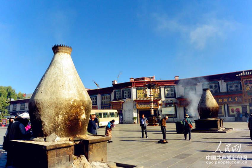 大昭寺門前（李源攝）