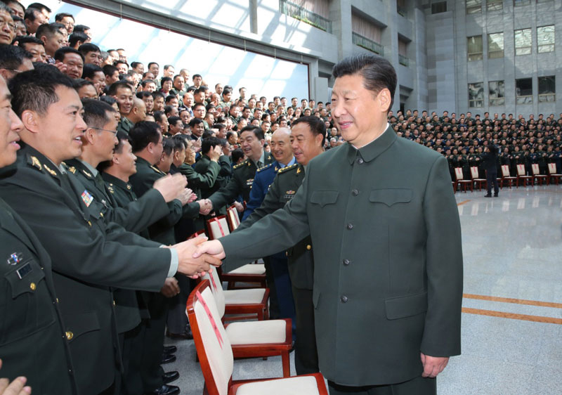 3月23日，中共中央總書記、國家主席、中央軍委主席習近平視察國防大學並接見國防大學第六次黨代表大會全體代表和師以上領導干部，代表黨中央和中央軍委向會議召開表示熱烈祝賀。新華社記者 李剛 攝